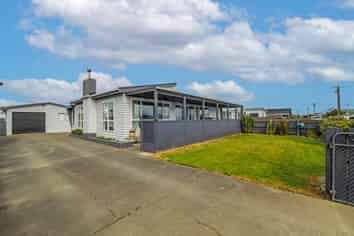 16 Linklater Avenue, Foxton Beach