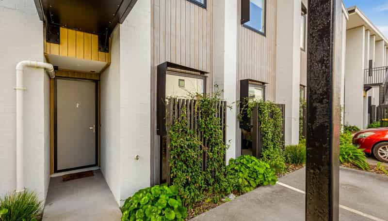 2/3 Genevieve Lane, Hobsonville