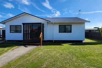 11 Heather Lea, Hawera