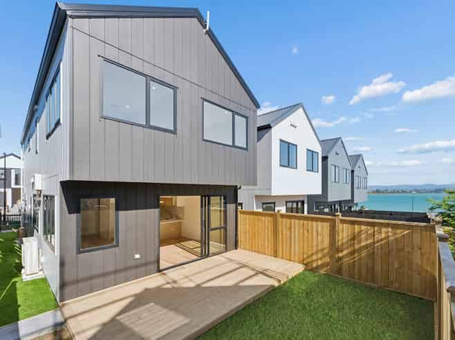 16 Tiller Street, Hobsonville