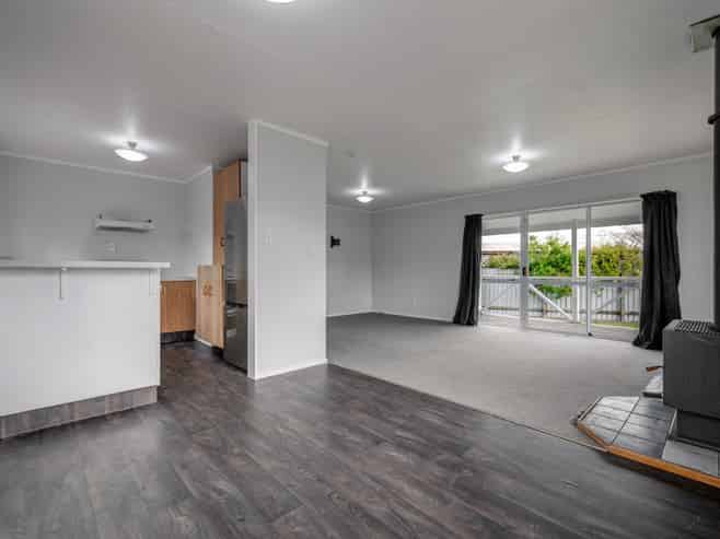 4 Halleys Court, Feilding