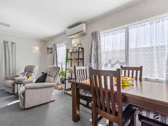 6A Coleridge Place, Tikipunga