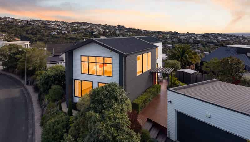 74 Glenstrae Road, Redcliffs