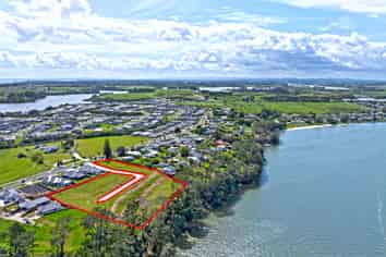 24D McLarin Road, Glenbrook