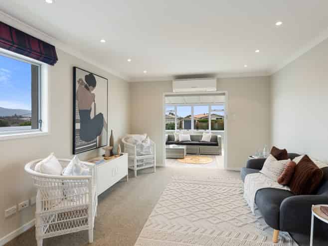 12 Gavin Road, Raumati Beach