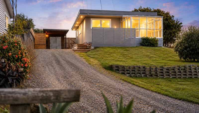 12 Gavin Road, Raumati Beach