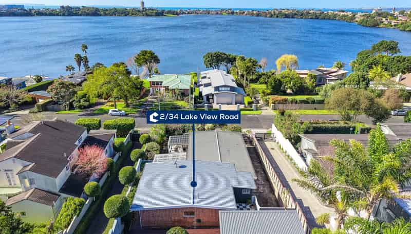2/34 Lake View Road, Takapuna