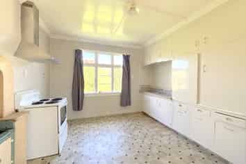 66 Centre Street, Newfield
