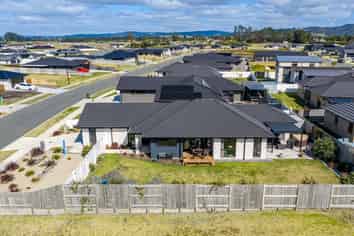 4 Te Taniwha Road, One Tree Point