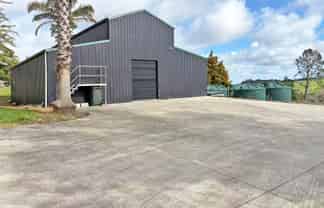 160M² NEWLY RENOVATED SPACE FOR LEASE
