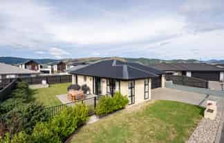 5 Mulberry Lane, Richmond