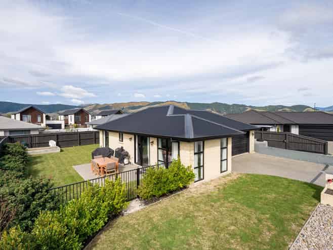 5 Mulberry Lane, Richmond