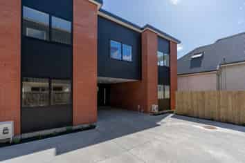 4B/30 Cameron Road, Hamilton East