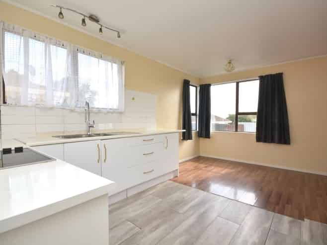 1/1 Rebecca Rise, Weymouth