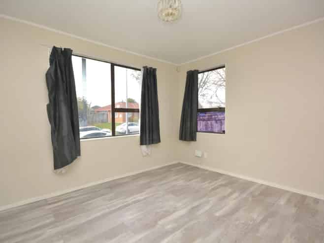 1/1 Rebecca Rise, Weymouth