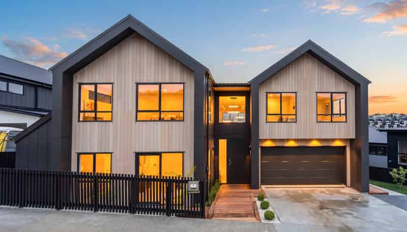 4 Humenga Place, Long Bay