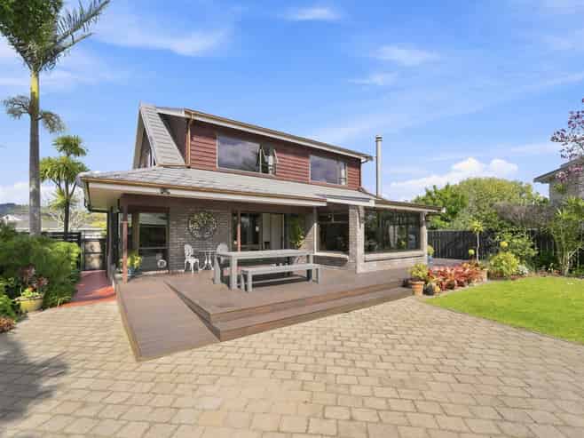 33 Pouwhare Street, Whakatane
