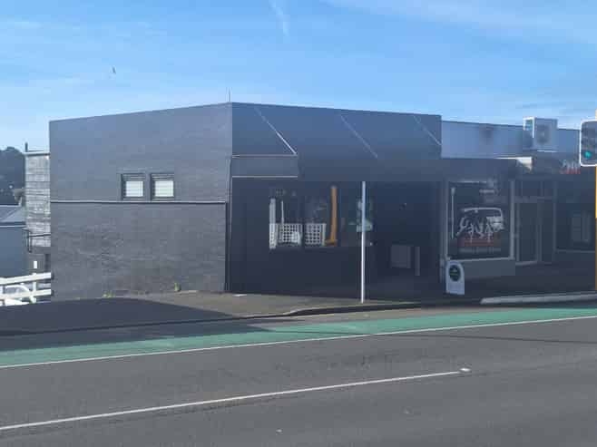 Retail option - Moturoa