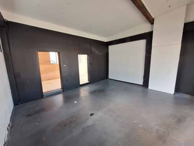 Retail option - Moturoa