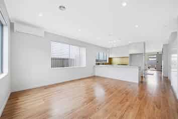 15 Peihinga Road, Flat Bush