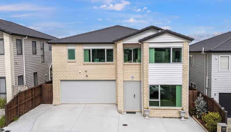 15 Peihinga Road, Flat Bush