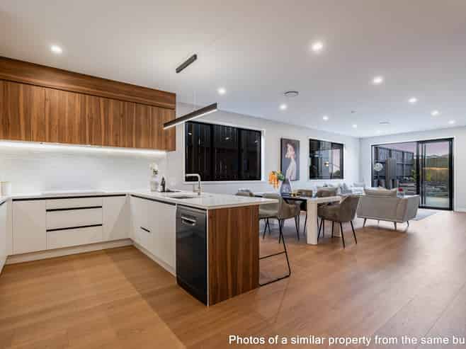 98 Huanui Drive, Orewa