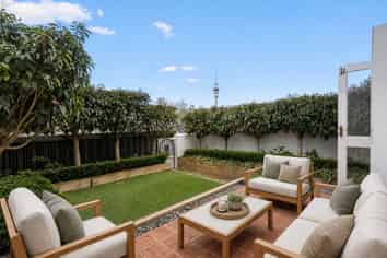 16 Sheridan Lane, Freemans Bay