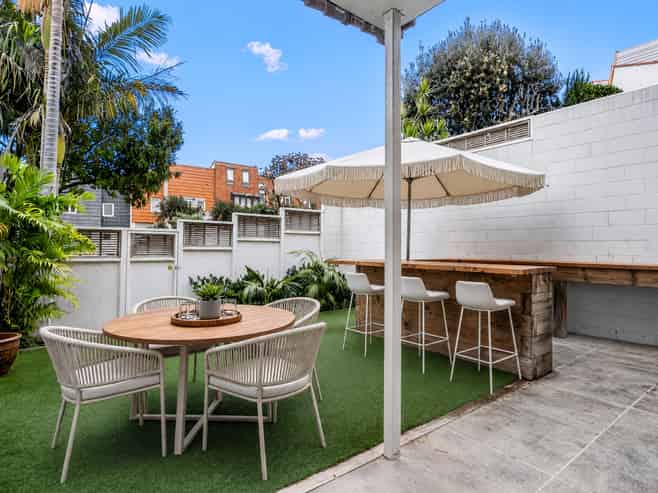 16 Sheridan Lane, Freemans Bay