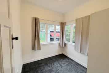 91 Pah Road, Royal Oak