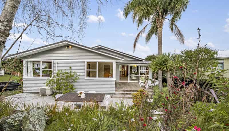 10 Hubert Henderson Place, Remuera
