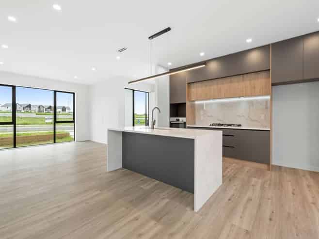 12 Kobe Street, Karaka
