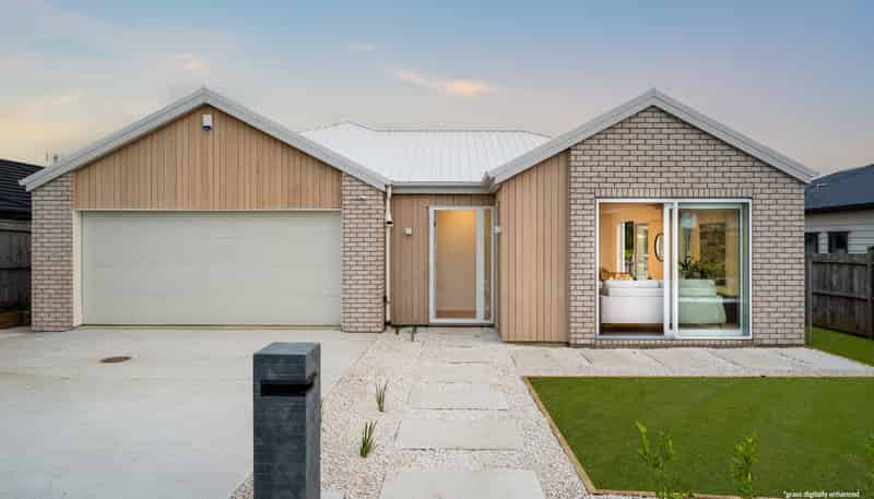 21 Tahuna Minhinnick Drive, Glenbrook