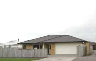 1/213 Coronation Avenue, Welbourn
