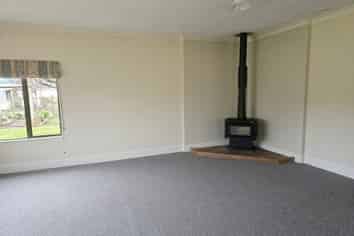 993  Pourerere Road, Omakere