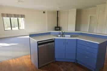 993  Pourerere Road, Omakere