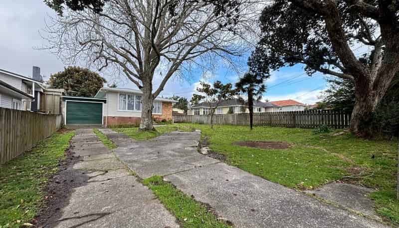 29 Strid Road, Te Atatu South