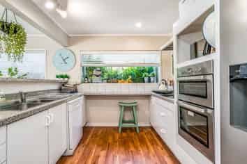 B/684 Whangaparaoa Road, Stanmore Bay