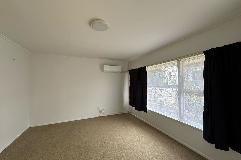 Newly renovate Units in Takapuna 3