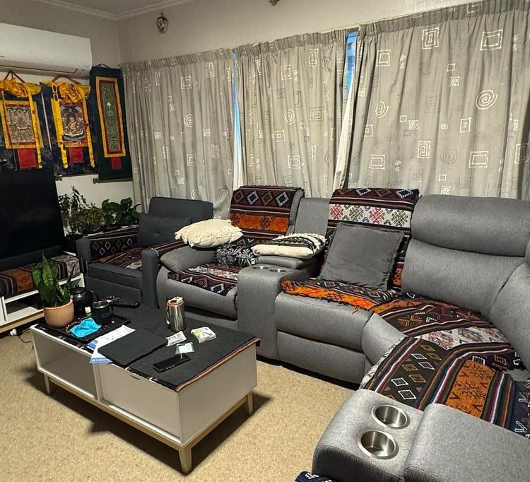 Newly renovate Units in Takapuna 4