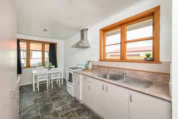 20 Upham Terrace , Roslyn