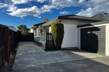 2/19 Boon Street, Sydenham