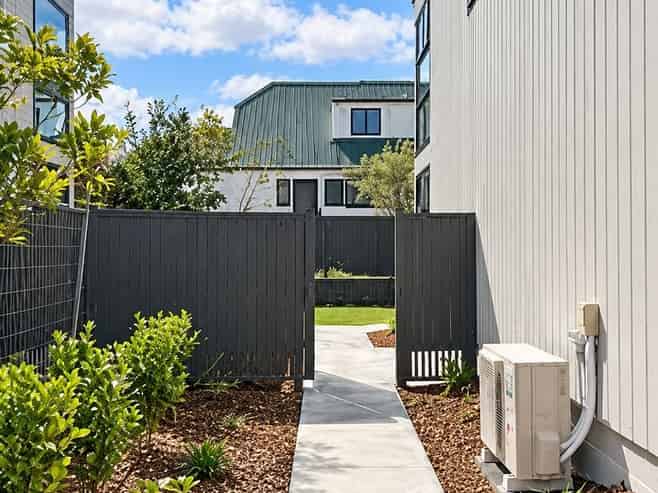 35 Dunkirk Terrace, Mount Albert