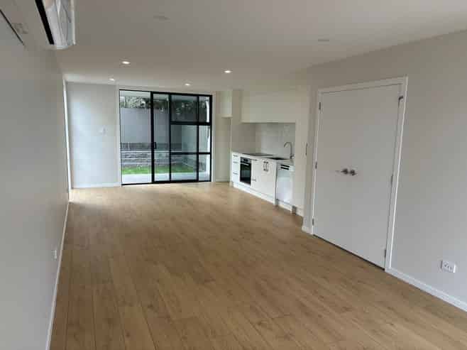 35 Dunkirk Terrace, Mount Albert