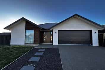 33 Lovelock Avenue, Rolleston