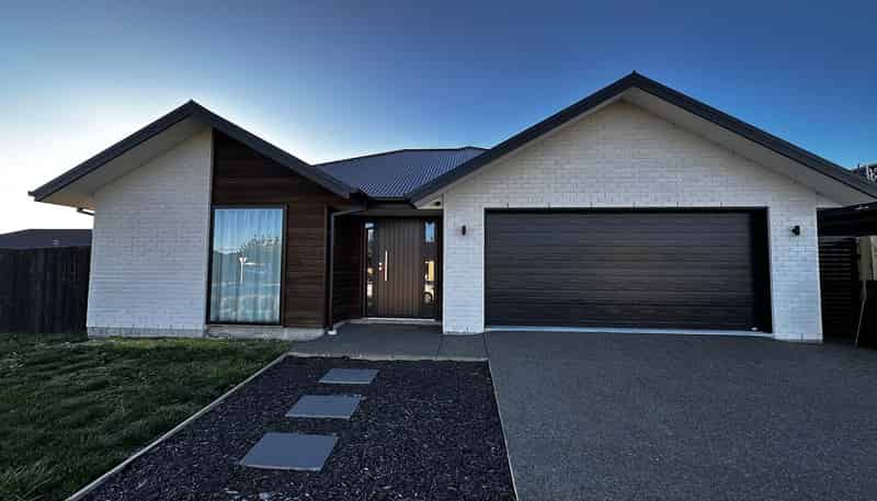 33 Lovelock Avenue, Rolleston
