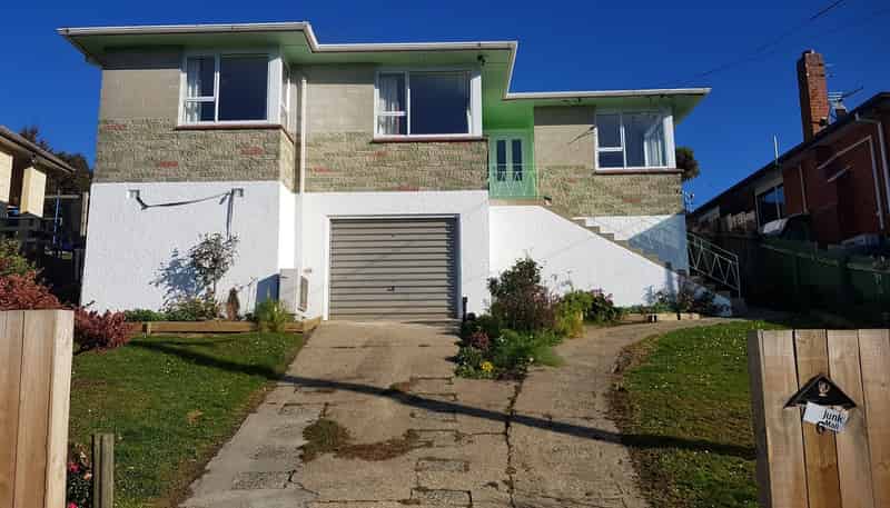 6 Cockerell Street, Brockville