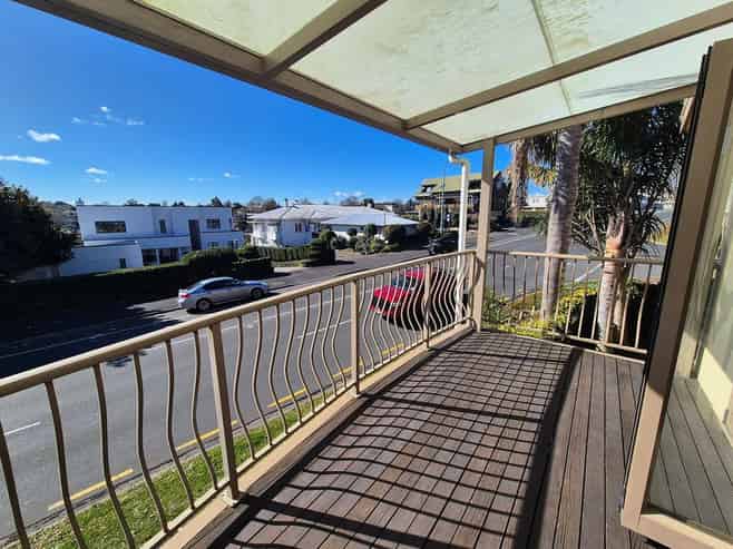 1211B Victoria Street, Whitiora