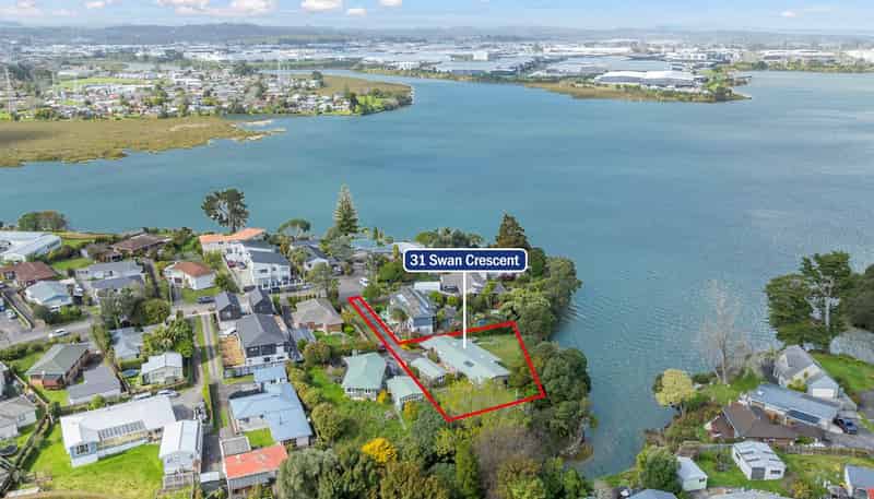 31 Swan Crescent, Pakuranga