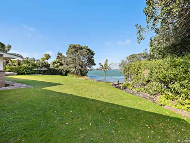 31 Swan Crescent, Pakuranga