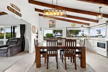 22 Stanmore Bay Road, Stanmore Bay